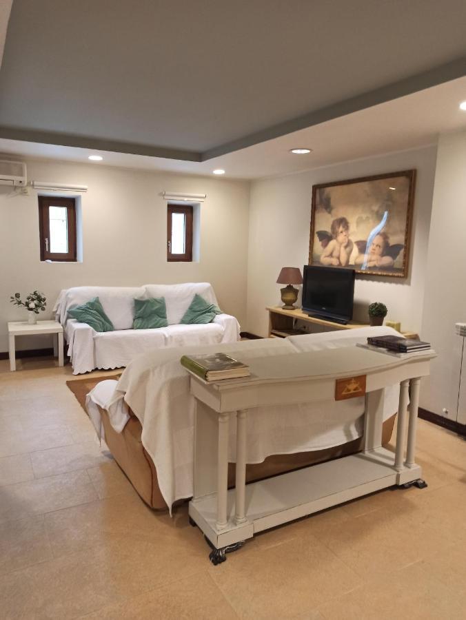 Apartamento Apartamento Independiente Con Jardín Privado